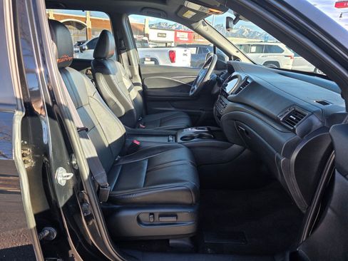 Used 2022 Honda Pilot TrailSport image 36