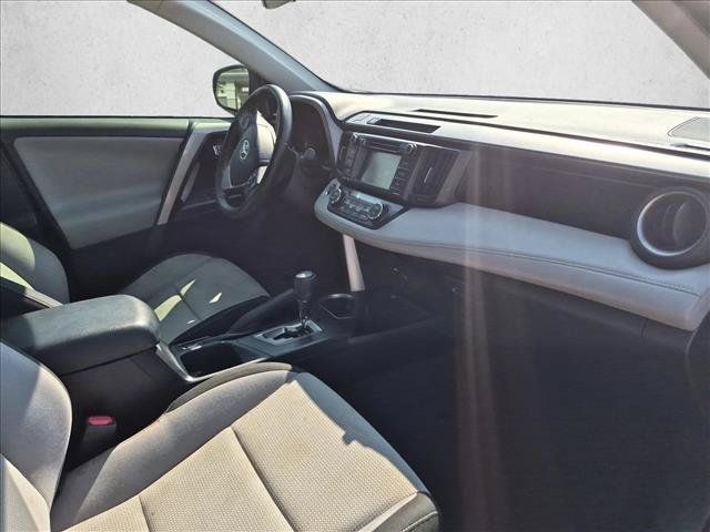 Used 2018 Toyota RAV4 XLE FWD image 21