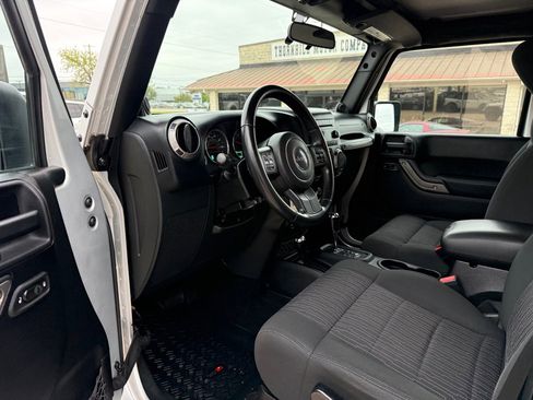 Used 2012 Jeep Wrangler Sport image 15