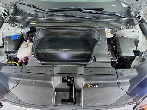 Used 2024 Hyundai Ioniq 6 SEL AWD/4WD image 33
