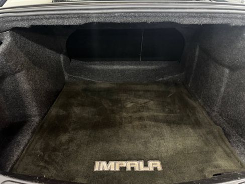 Used 2015 Chevrolet Impala LT FWD image 34