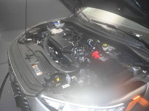Used 2025 Ford Escape Active FWD image 11
