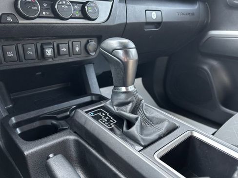 Used 2023 Toyota Tacoma TRD Off-Road w/ Advanced Technology Package image 43