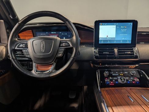 Used 2019 Lincoln Navigator L Reserve w/ Cargo Package image 16