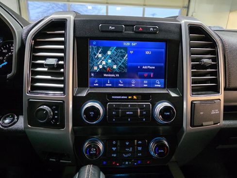 Used 2019 Ford F150 Platinum image 33
