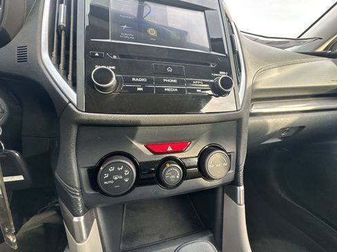 Used 2019 Subaru Forester Premium w/ All-Weather Package image 18