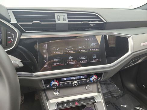 Used 2025 Audi Q3 2.0T Premium Plus w/ Premium Plus Package image 22