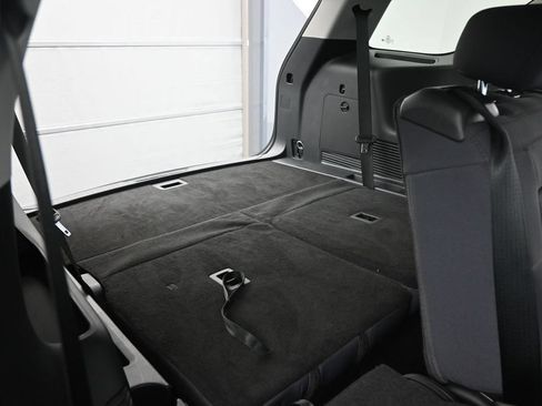 Used 2026 Ford Explorer Active AWD/4WD image 14