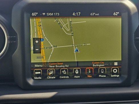Used 2023 Jeep Wrangler Unlimited Sahara w/ Cold Weather Group AWD/4WD image 33
