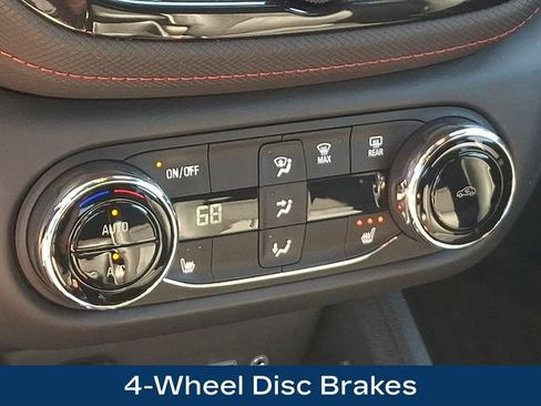 Used 2021 Chevrolet TrailBlazer RS w/ Convenience Package AWD/4WD image 14