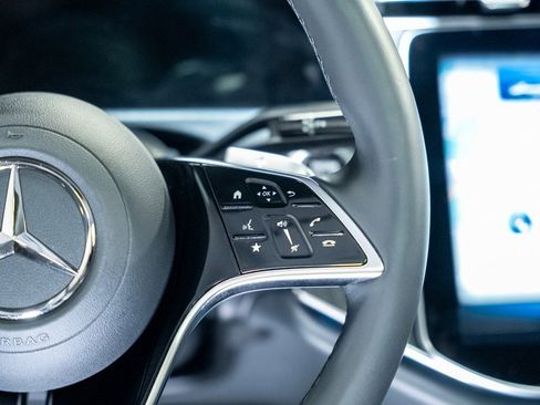 Used 2024 Mercedes-Benz E 350 4MATIC Sedan w/ Driver Assistance Package image 48