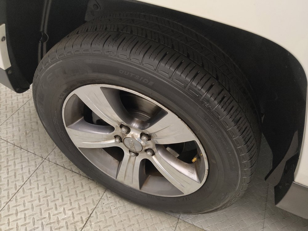 Used 2016 Jeep Patriot Sport w/ Power Value Group FWD image 31