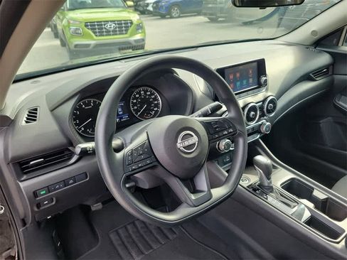 Used 2024 Nissan Sentra S image 22