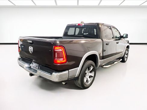 Used 2019 RAM 1500 Laramie AWD/4WD image 4