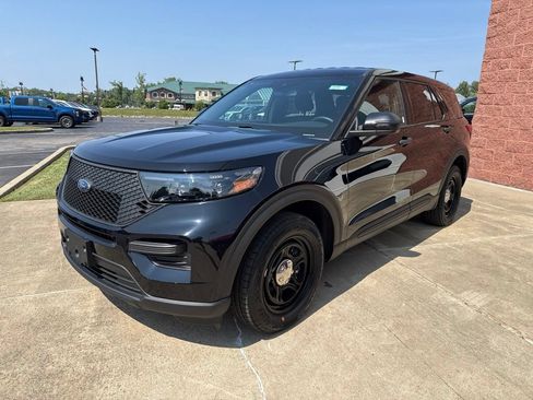 New 2024 Ford Explorer 4WD Police Interceptor image 1
