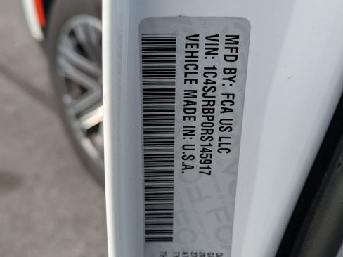 Used 2024 Jeep Wagoneer L Series II image 33