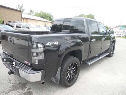 Used 2010 GMC Sierra 1500 SLE w/ (PDW) Pro Sport Package AWD/4WD image 7