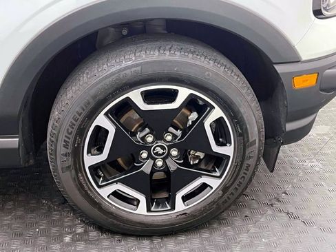 Used 2023 Ford Bronco Sport Outer Banks w/ Tech Package AWD/4WD image 11