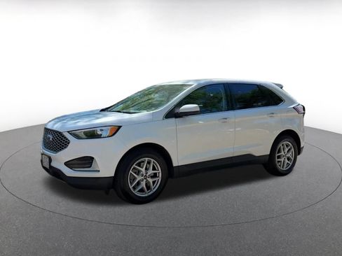 Used 2024 Ford Edge SEL AWD/4WD image 8