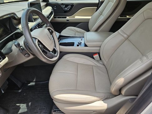 Used 2021 Lincoln Aviator Reserve w/ Elements Package Plus RWD image 12