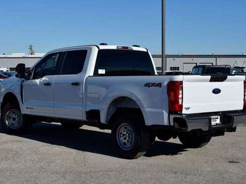 New 2026 Ford F250 XL w/ XL Chrome Package image 4
