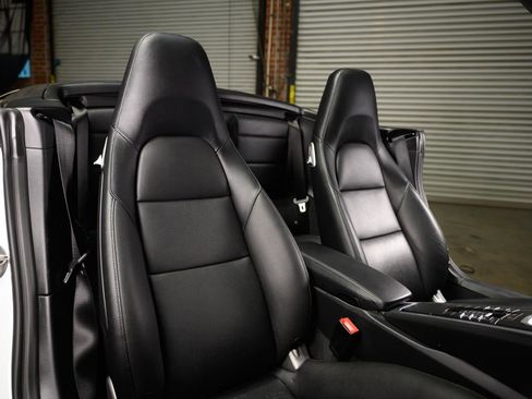 Used 2017 Porsche 911 Carrera S RWD image 28