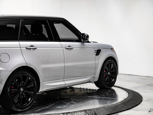 Used 2021 Land Rover Range Rover Sport HST image 15