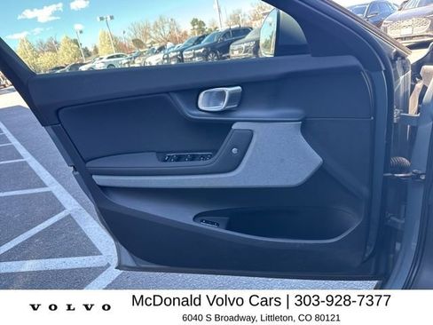 Used 2022 Polestar Polestar 2 w/ Performance Package image 8