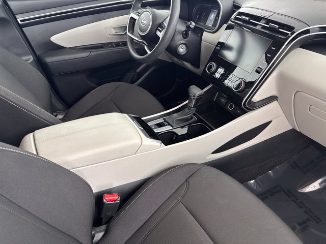 Certified 2024 Hyundai Tucson SE FWD image 28