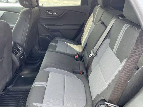 Used 2023 Chevrolet Blazer LT AWD/4WD image 4