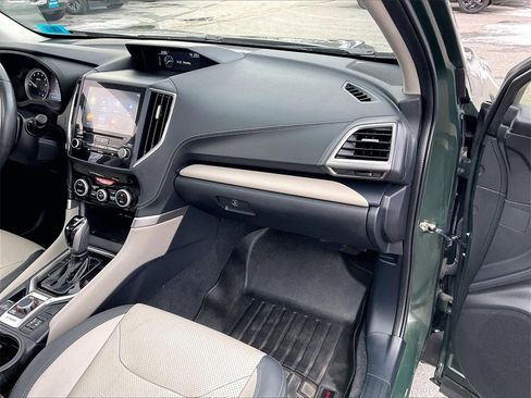 Used 2023 Subaru Forester Limited image 12