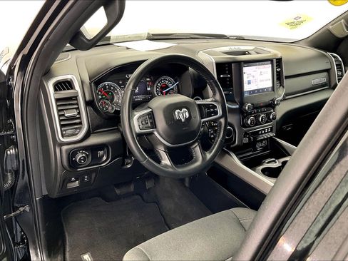 Used 2022 RAM 1500 Big Horn AWD/4WD image 14