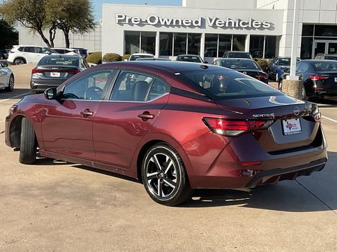 Used 2025 Nissan Sentra SV image 7