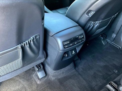 Used 2023 Hyundai Palisade Limited w/ Cargo Package image 10