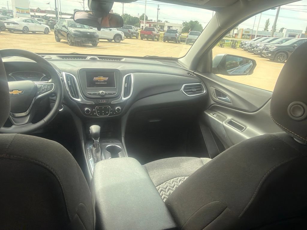Used 2023 Chevrolet Equinox LT FWD image 29