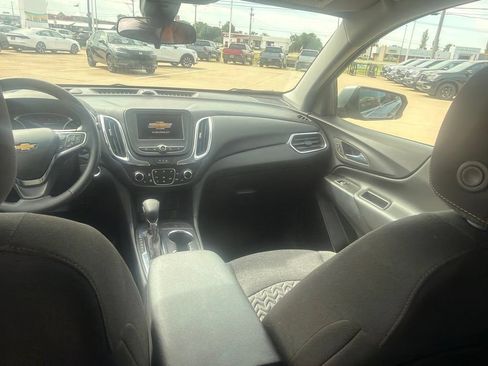 Used 2023 Chevrolet Equinox LT FWD image 29