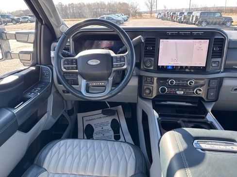 Used 2024 Ford F250 Limited w/ FX4 Off-Road Package image 20
