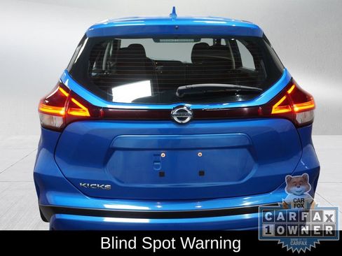 Used 2021 Nissan Kicks S image 7