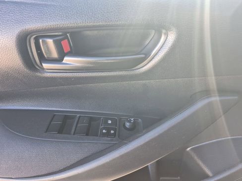 Used 2024 Toyota Corolla LE FWD image 8