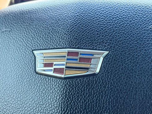 Used 2019 Cadillac XTS Luxury FWD image 17