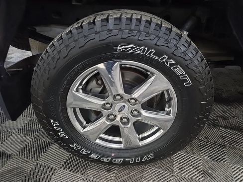 Used 2018 Ford F150 XLT w/ Equipment Group 302A Luxury AWD/4WD image 13