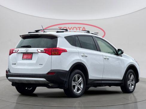 Used 2015 Toyota RAV4 XLE image 3
