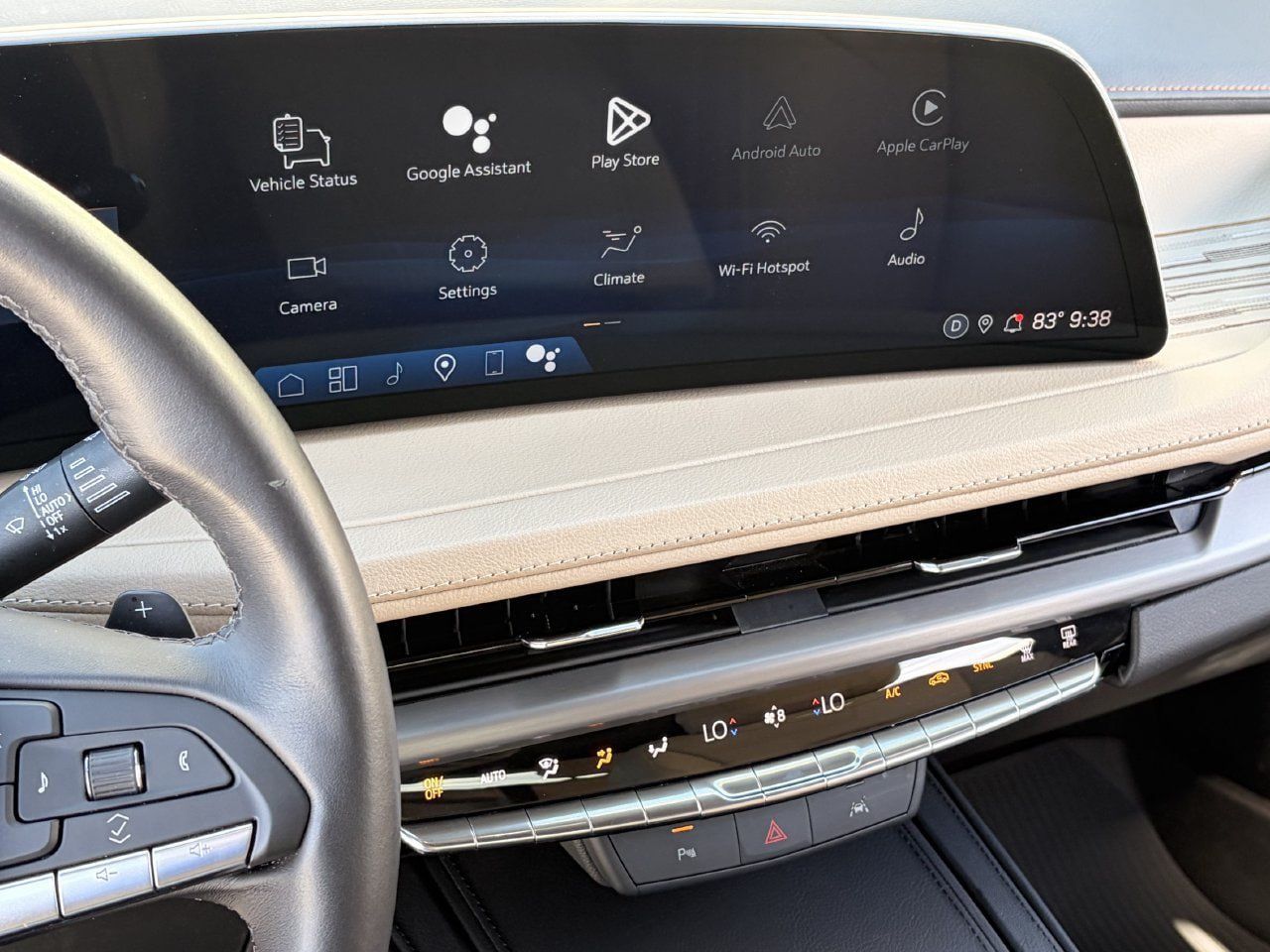Certified 2025 Cadillac XT4 Premium Luxury FWD image 27