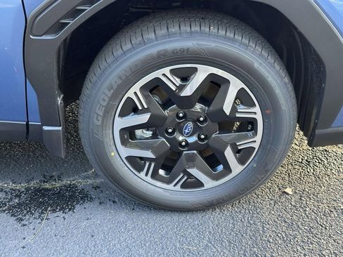 Certified 2025 Subaru Forester Premium w/ Convenience Package #2 image 7