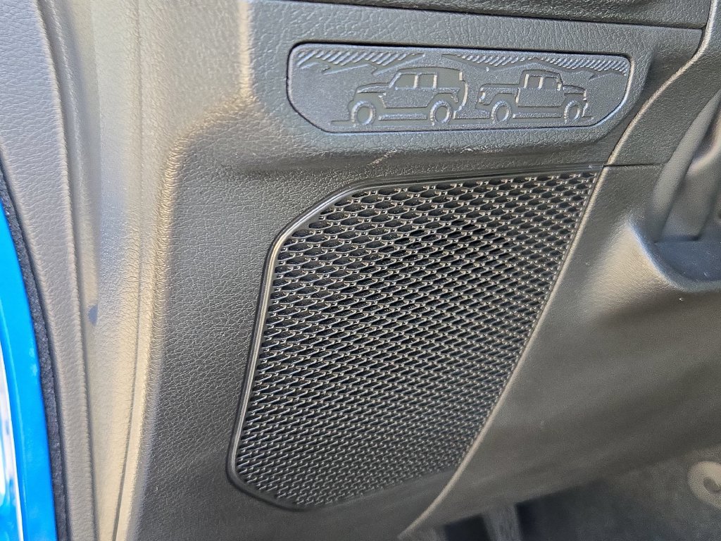 Used 2024 Jeep Gladiator Sport AWD/4WD image 15
