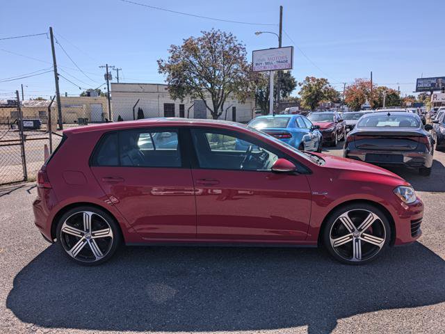 Used 2015 Volkswagen GTI SE FWD image 13