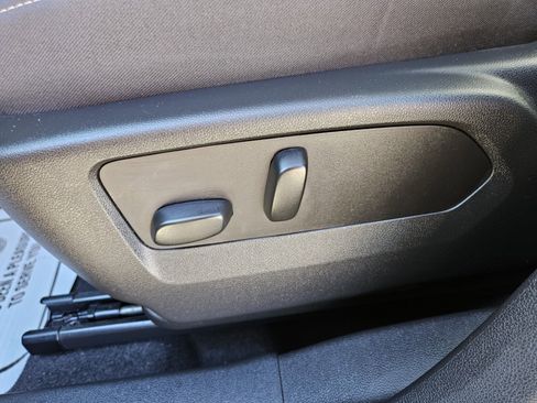 Used 2022 Buick Envision Preferred image 9