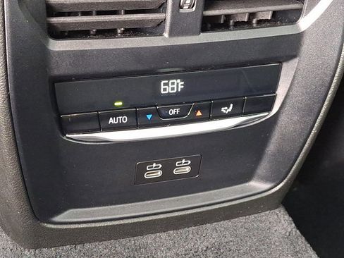 Certified 2025 BMW 330i xDrive Sedan w/ Premium Package image 11