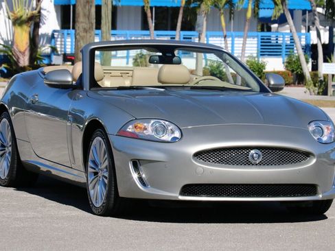 Used 2011 Jaguar XK Convertible image 10