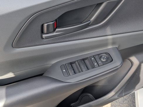 Used 2023 Toyota Prius LE image 15